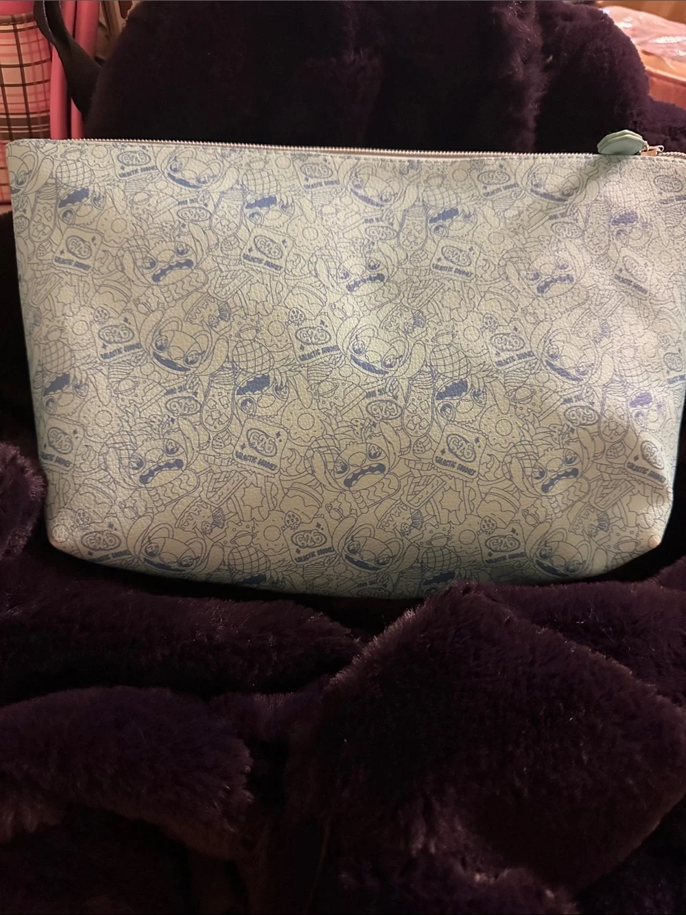 NWT Disney Stitch Large Makeup or Toiletries bag